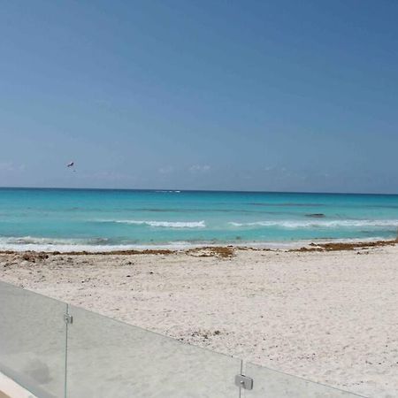 Beach Front Renewed Apartment Канкун Екстер'єр фото